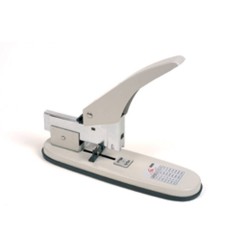 B/R STAPLER HEAVY DUTY 24/6 FOR 240P.  BR00210